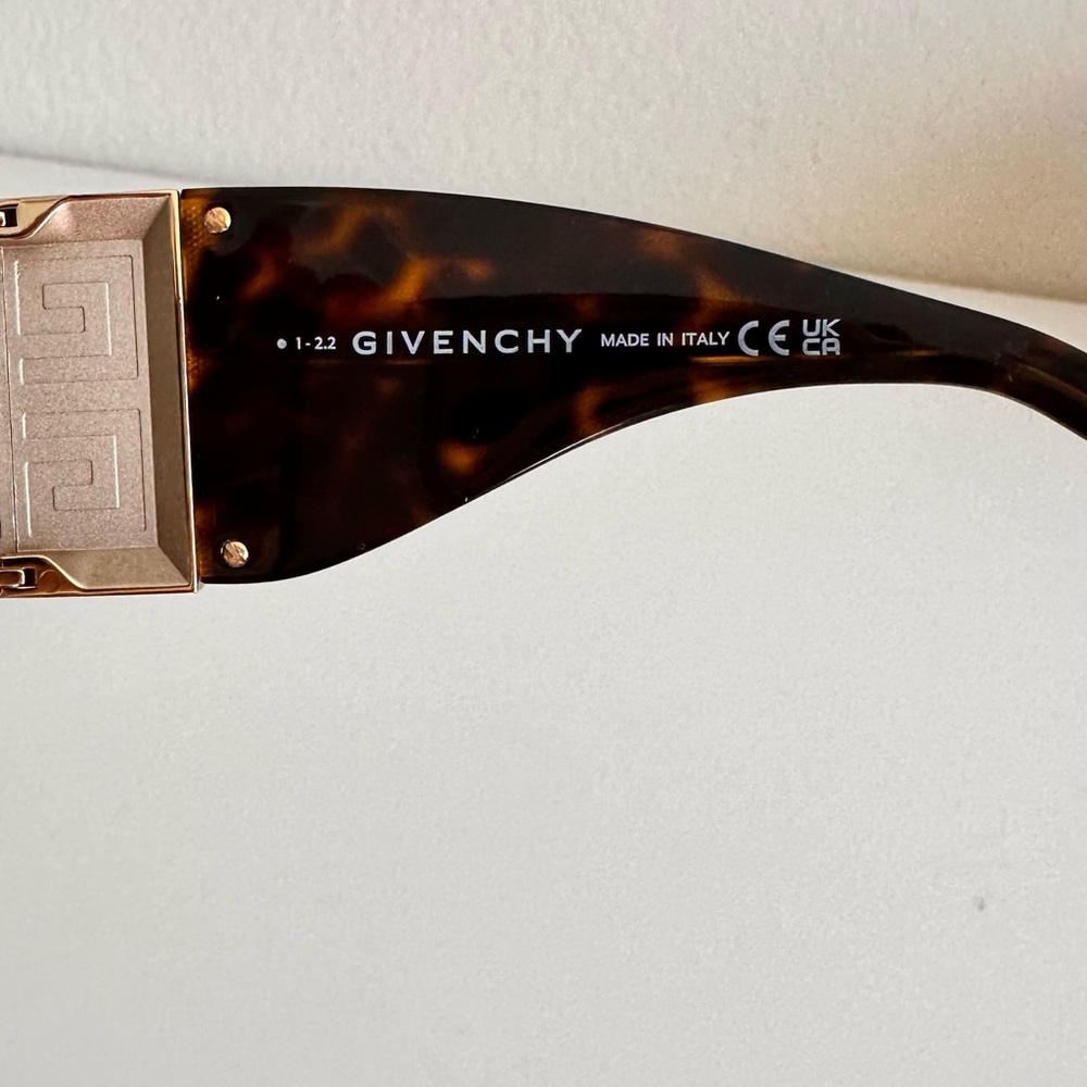 GIVENCHY GOLD LOGO BROWN SUNGLASSES. 4G 56MM Rectangular Sunglasses. - Picture 9 of 11